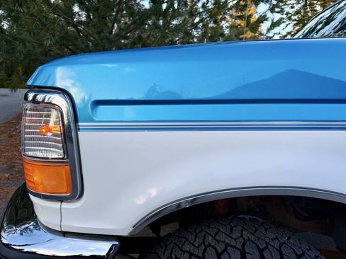 Used 1994 Ford F250 XLT image 59