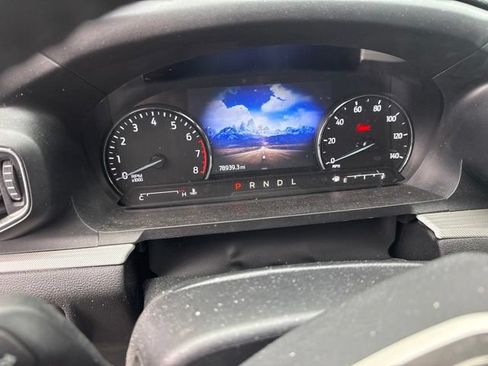 Used 2023 Ford Explorer XLT w/ Equipment Group 202A AWD/4WD image 6