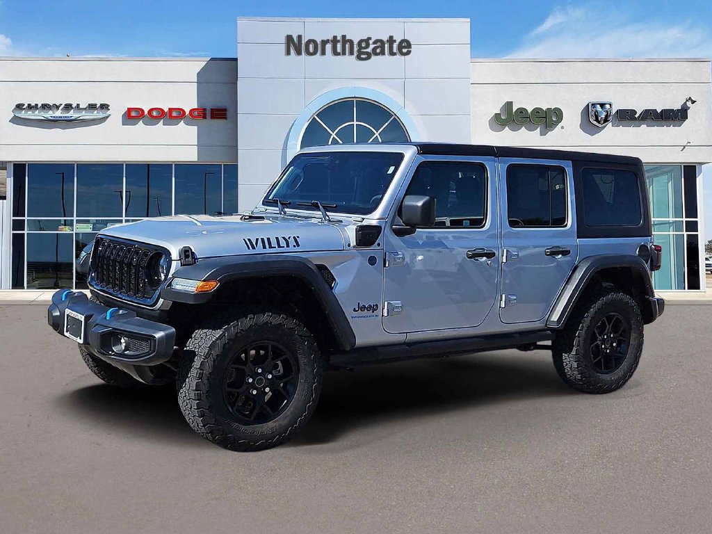 Used 2024 Jeep Wrangler Unlimited AWD/4WD image 2