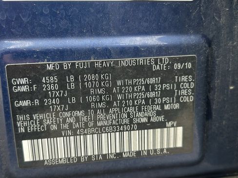 Used 2011 Subaru Outback 2.5i Limited image 11