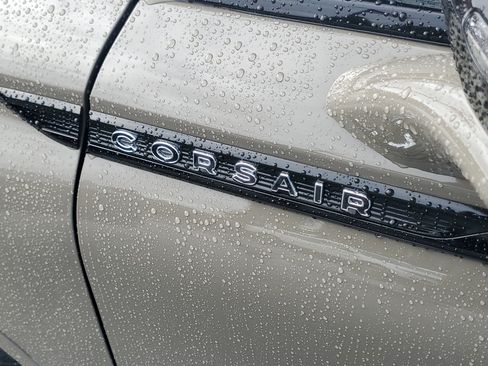 New 2026 Lincoln Corsair Premiere image 7