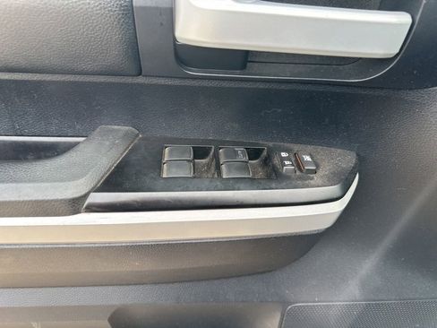 Used 2014 Toyota Tundra SR5 w/ TRD Off Road Package image 7