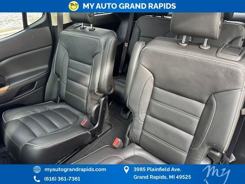 Used 2017 GMC Acadia Denali image 31