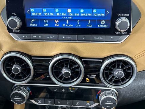 Used 2024 Nissan Sentra SV w/ SV Premium Package image 14