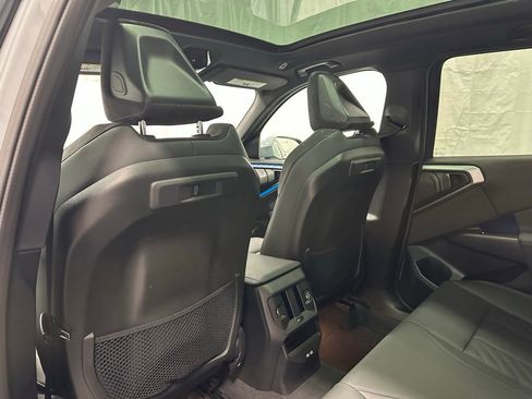 Used 2025 BMW X3 xDrive30i w/ M Sport Package image 43