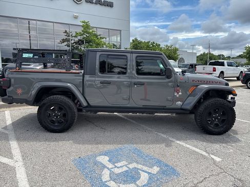 Used 2020 Jeep Gladiator Mojave AWD/4WD image 32