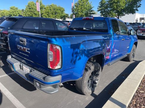 Used 2022 GMC Canyon Elevation Standard w/ Convenience Package image 2