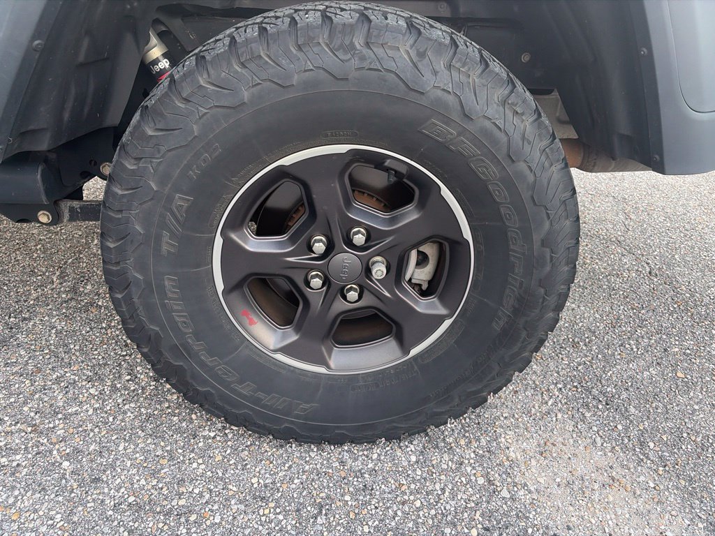 Used 2021 Jeep Gladiator Rubicon AWD/4WD image 8