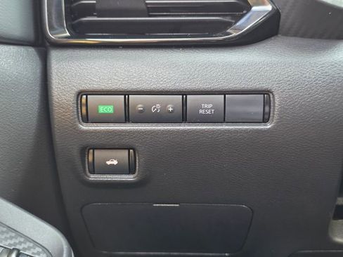 Used 2024 Nissan Sentra SV w/ SV Premium Package image 35