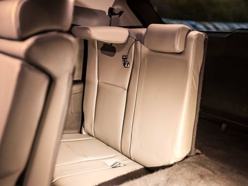 Certified 2023 Toyota Highlander XLE image 23