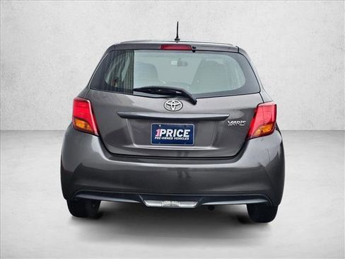 Used 2016 Toyota Yaris SE image 4