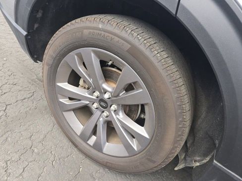 Used 2023 Ford Explorer XLT w/ XLT Sport Appearance Package image 32