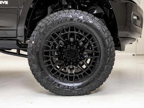 Used 2026 RAM 2500 Limited AWD/4WD image 12