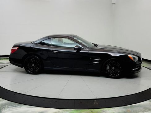 Used 2013 Mercedes-Benz SL 550 image 4