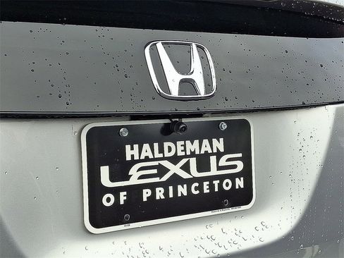 Used 2010 Honda Crosstour EX-L image 32