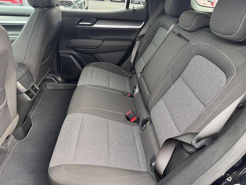 Used 2025 GMC Terrain Elevation image 6