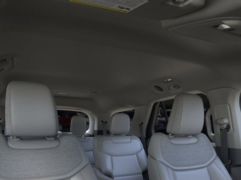 New 2026 Ford Explorer Active w/ Active Comfort Package image 22