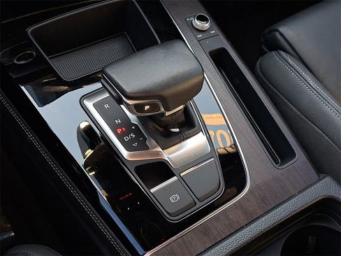 Certified 2023 Audi Q5 2.0T Premium Plus w/ Premium Plus Package image 15