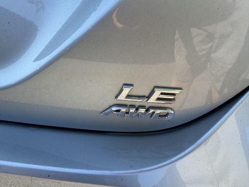 Used 2024 Toyota Camry LE AWD/4WD image 7