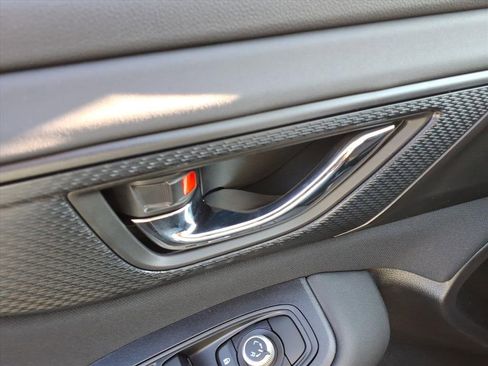 Certified 2025 Subaru Outback Premium image 15