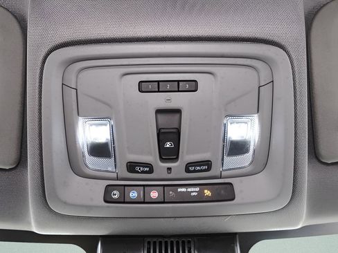 Used 2024 Chevrolet Silverado 1500 LT AWD/4WD image 17