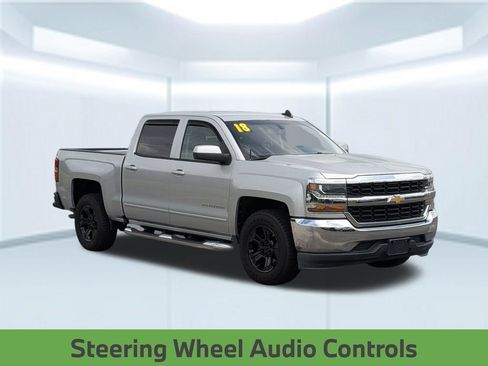 Used 2018 Chevrolet Silverado 1500 LT w/ Trailering Package RWD image 9
