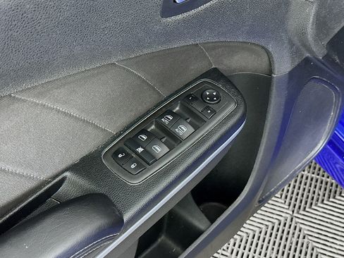 Used 2022 Dodge Charger GT RWD image 15