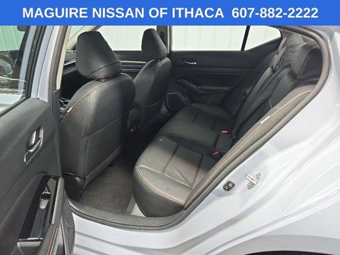 Used 2023 Nissan Altima 2.5 SR w/ SR Premium Package AWD/4WD image 31