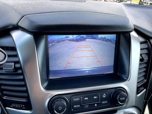 Used 2017 Chevrolet Suburban Premier image 27