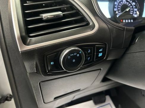 Used 2024 Ford Edge SEL w/ Convenience Package AWD/4WD image 13