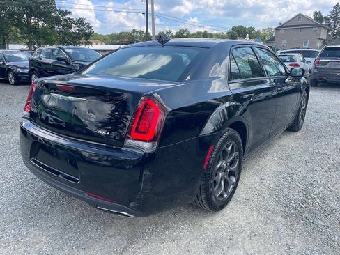 Used 2018 Chrysler 300 S w/ 300S Premium Group AWD/4WD image 5
