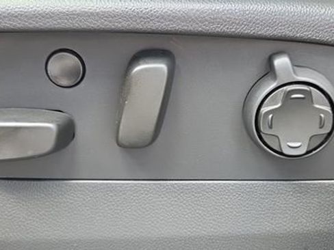 Used 2024 Buick Envision Avenir AWD/4WD image 12
