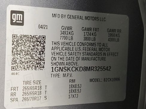 Used 2021 Chevrolet Suburban LT w/ Luxury Package image 29