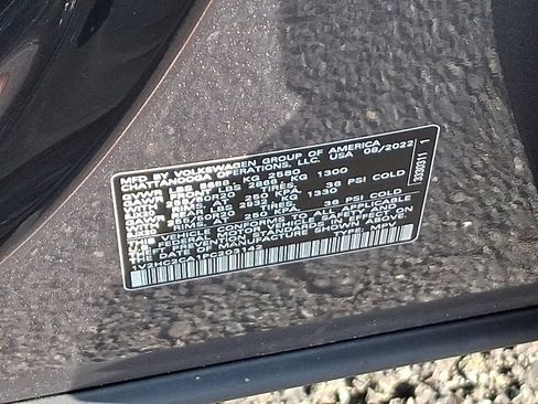 Used 2023 Volkswagen Atlas Cross Sport SE AWD/4WD image 27