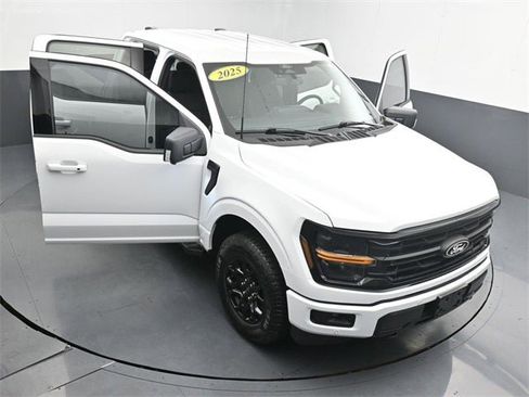 Used 2025 Ford F150 XLT w/ Equipment Group 302A MID image 37