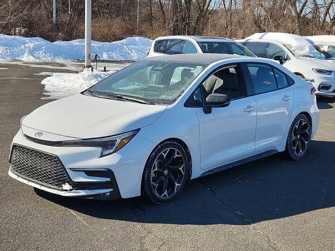 Used 2025 Toyota Corolla FX image 3