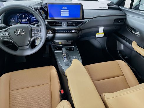 New 2025 Lexus UX 300h AWD image 25