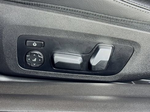 Used 2023 BMW M2 w/ Lighting Package RWD image 19