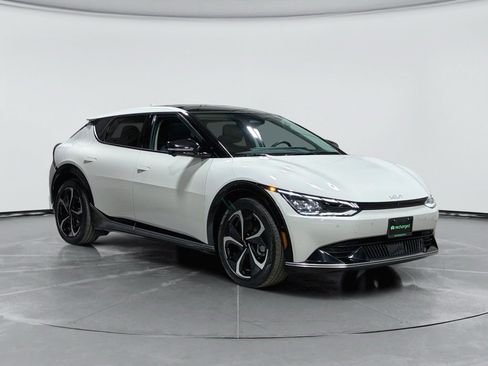 Used 2022 Kia EV6 GT-Line w/ First Edition Package image 3