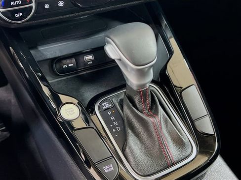 Certified 2024 Kia Soul GT-Line image 17