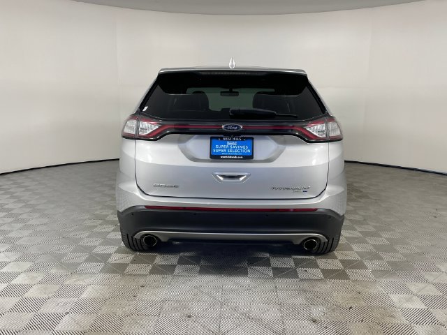 Used 2016 Ford Edge Titanium w/ Technology Package AWD/4WD image 23
