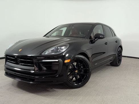 New 2026 Porsche Macan GTS AWD/4WD image 1