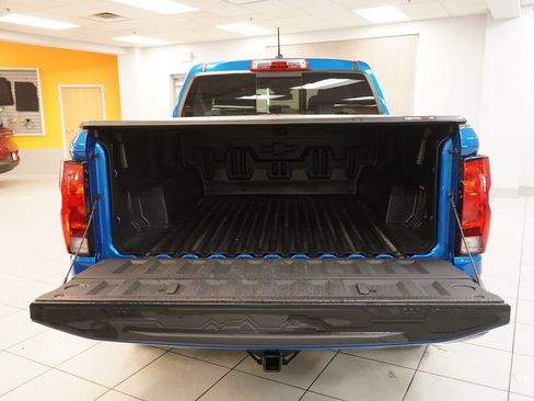 Used 2023 Chevrolet Colorado LT w/ LT Convenience Package II AWD/4WD image 10