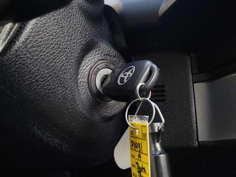 Certified 2019 Toyota Tacoma SR w/ SR Convenience Package image 23