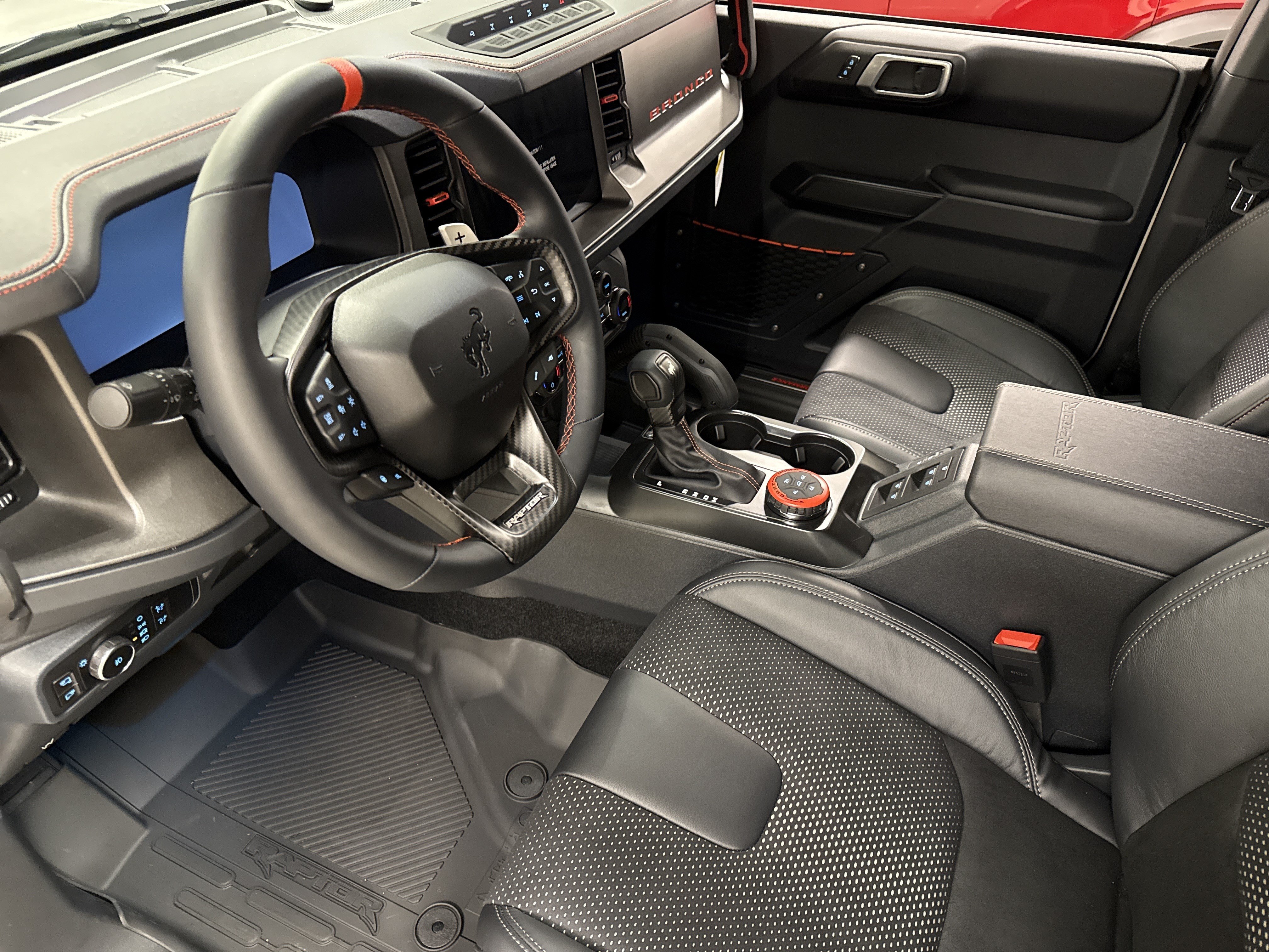 New 2026 Ford Bronco Raptor w/ Interior Carbon Fiber Pack AWD/4WD image 9