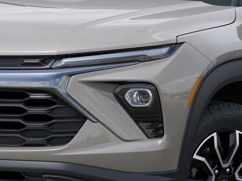 New 2026 Chevrolet TrailBlazer ACTIV w/ Driver Confidence Package AWD/4WD image 10