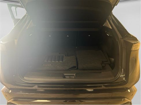 Used 2023 Nissan Ariya FWD image 13