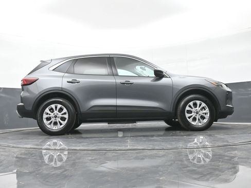 Used 2024 Ford Escape Active image 44