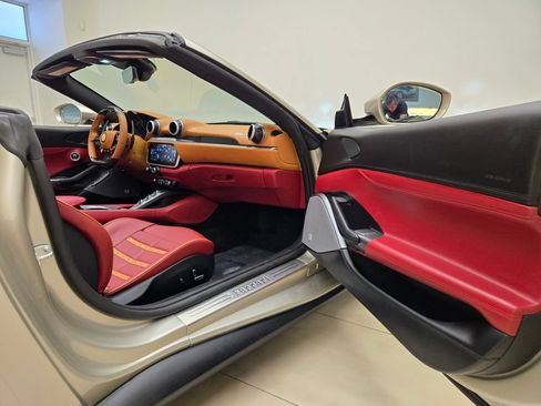 Used 2023 Ferrari Portofino M RWD image 27