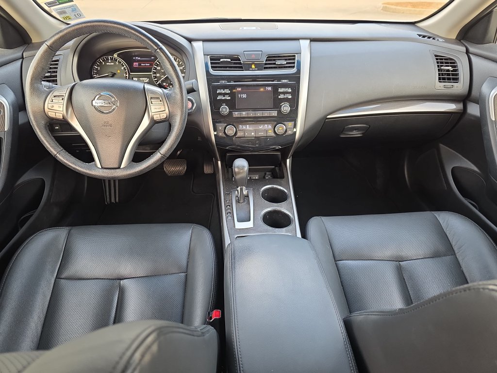 Used 2014 Nissan Altima 2.5 SL w/ Moonroof Package FWD image 16